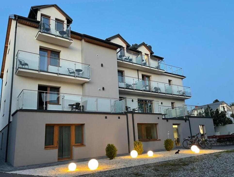 La Mer Pokoje I Apartamenty Wladyslawowo Exterior photo